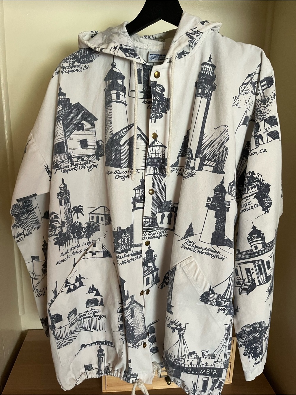 Vintage West Coast Lighthouse Print Jacket - Picture 1 of 5
